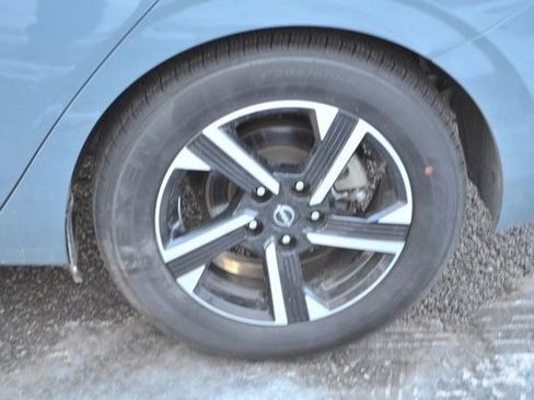 Used 2024 Nissan Sentra SV image 12