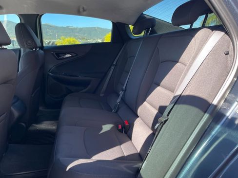 Used 2019 Chevrolet Malibu LS image 19