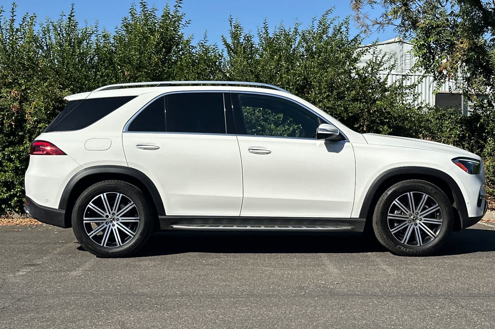 Certified 2026 Mercedes-Benz GLE 350 4MATIC image 2