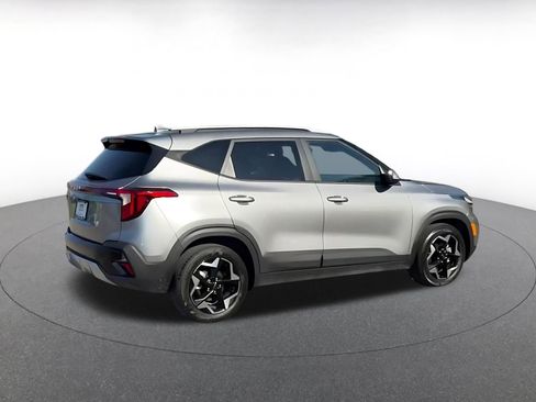 Used 2025 Kia Seltos S FWD image 15