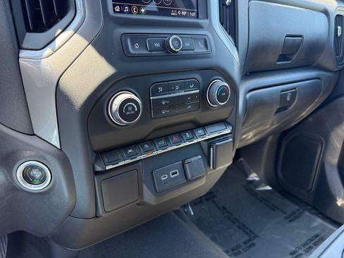 Used 2022 Chevrolet Silverado 1500 Custom RWD image 13