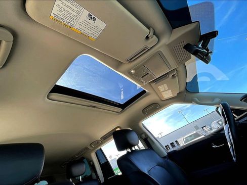 Used 2020 Nissan Armada Platinum w/ Captain's Chairs Package image 21