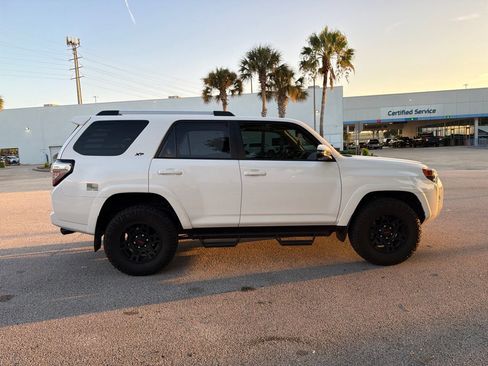 Used 2024 Toyota 4Runner SR5 Premium w/ Moonroof Package AWD/4WD image 6