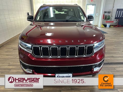 Certified 2024 Jeep Wagoneer Series III AWD/4WD image 7