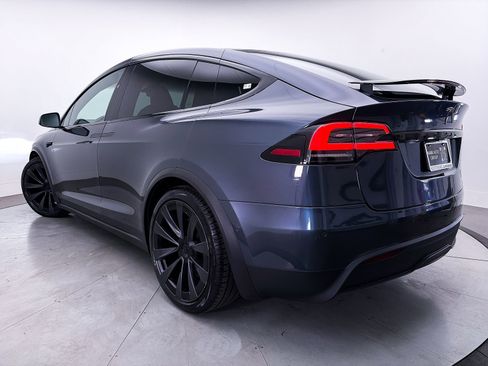 Used 2022 Tesla Model X Plaid AWD/4WD image 2