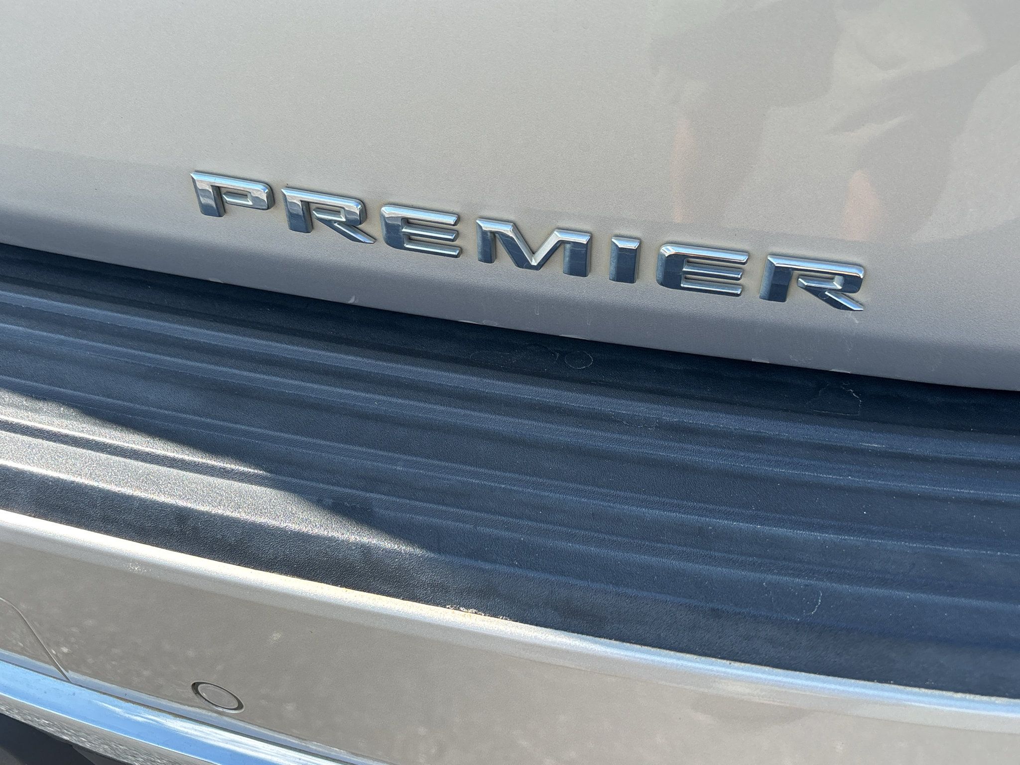 Used 2021 Chevrolet Tahoe Premier RWD image 7