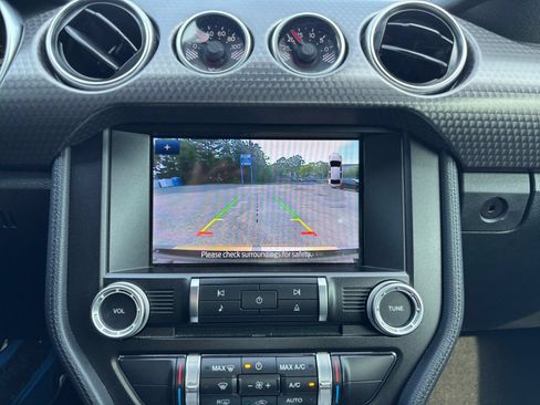 Used 2022 Ford Mustang GT Premium w/ GT Performance Package RWD image 18