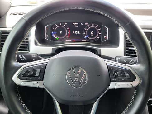 Used 2022 Volkswagen Atlas Cross Sport SE AWD/4WD image 15