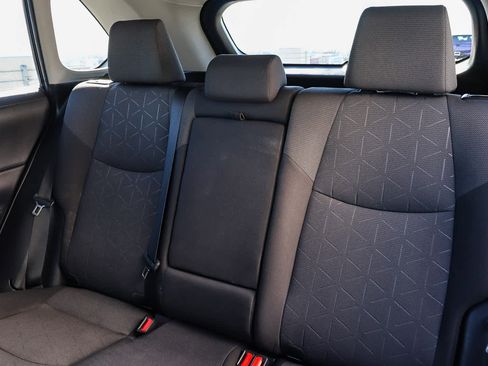 Used 2022 Toyota RAV4 XLE image 19