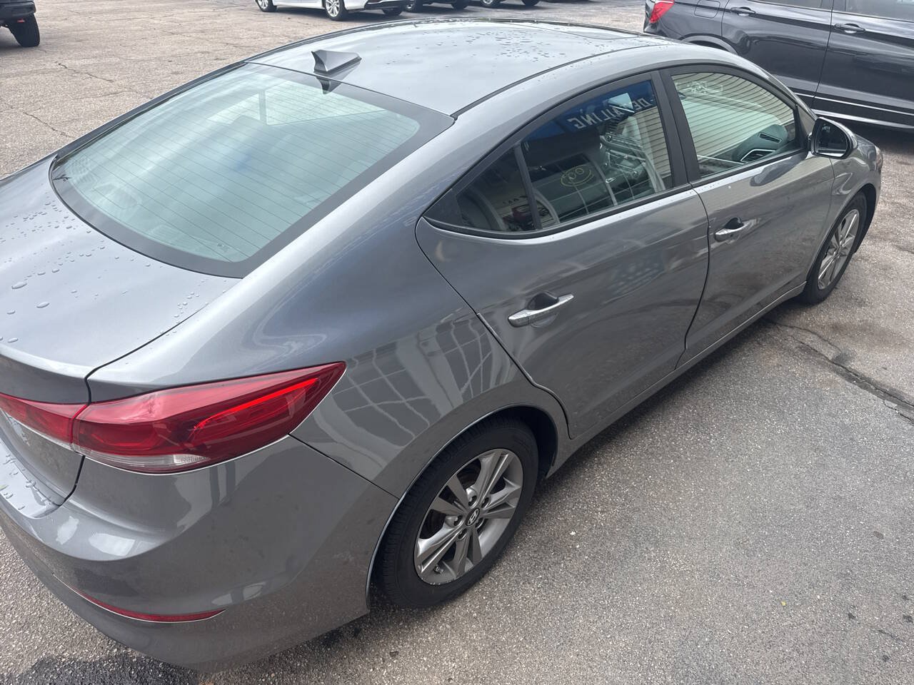 Used 2017 Hyundai Elantra Value Edition FWD image 9