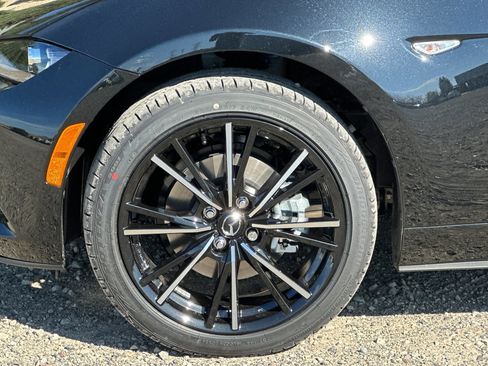 New 2026 MAZDA MX-5 Miata RF Grand Touring w/ Weather Package image 32