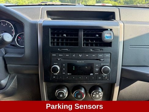 Used 2012 Jeep Liberty Sport AWD/4WD image 17