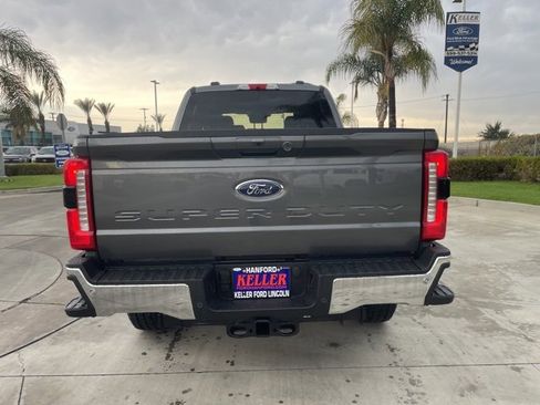 New 2026 Ford F250 XLT w/ XLT Premium Package image 4