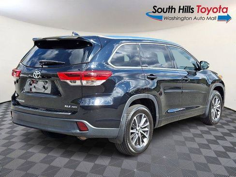 Certified 2017 Toyota Highlander XLE image 6