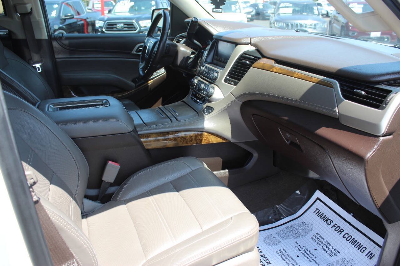 Used 2016 GMC Yukon Denali RWD image 10