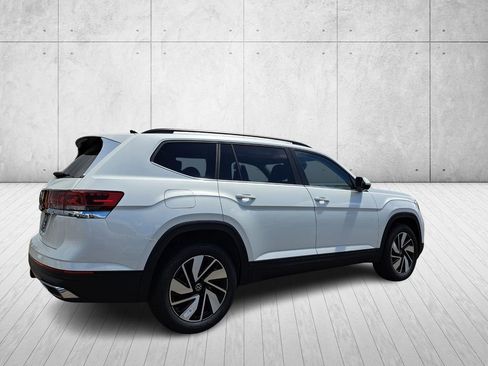New 2026 Volkswagen Atlas SE FWD image 5
