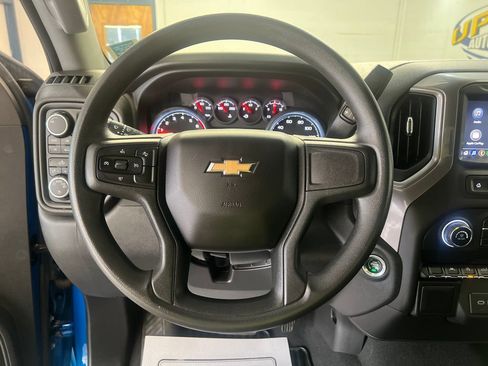Used 2023 Chevrolet Silverado 1500 Custom AWD/4WD image 20