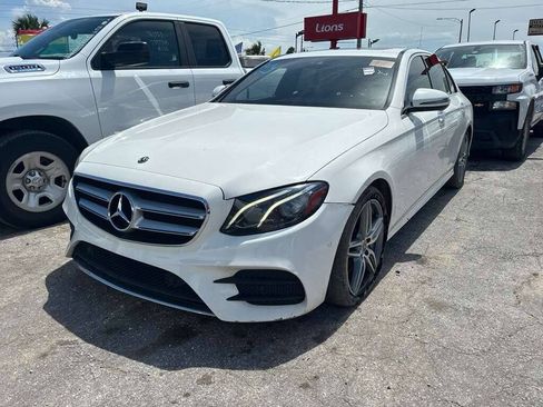 Used 2018 Mercedes-Benz E 300 image 3