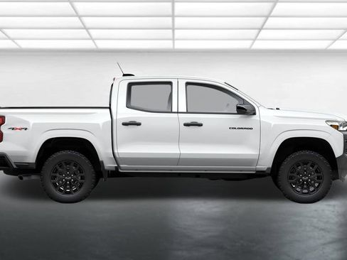 New 2026 Chevrolet Colorado W/T w/ WT Custom Package AWD/4WD image 4
