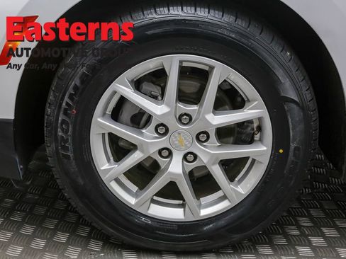 Used 2024 Chevrolet Equinox LS image 29