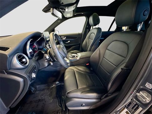 Used 2017 Mercedes-Benz GLC 300 4MATIC image 22