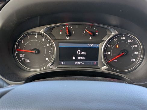 Used 2023 GMC Terrain SLT w/ Elevation Edition image 16