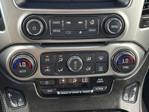 Used 2018 Chevrolet Tahoe Premier image 16