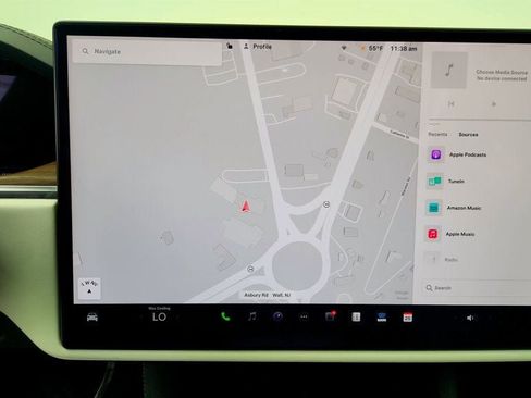 Used 2023 Tesla Model X AWD/4WD image 24