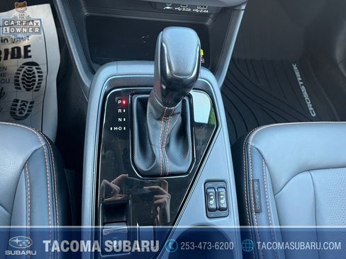 Certified 2024 Subaru Crosstrek 2.5i Limited w/ Crosstrek Mirror Package image 17