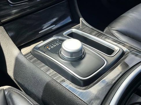 Used 2022 Chrysler 300 Touring L w/ Popular Equipment Group RWD image 34