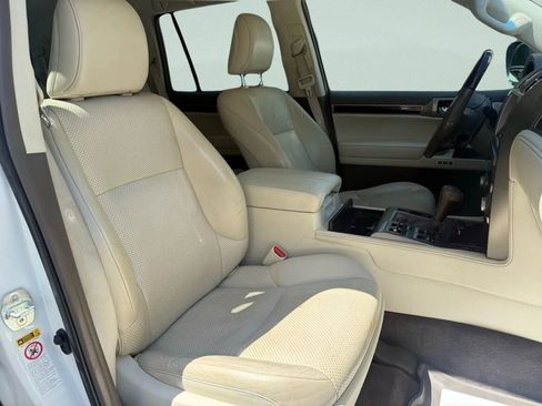 Used 2018 Lexus GX 460 Luxury w/ Sport Design Package image 15