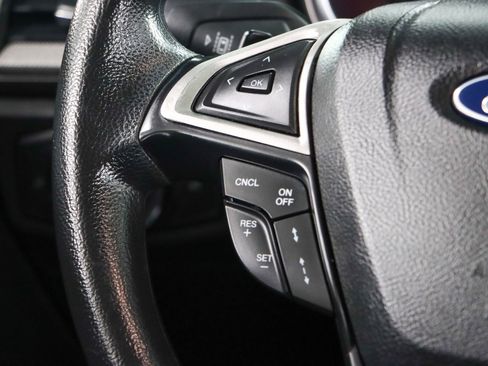 Used 2019 Ford Fusion SE image 13