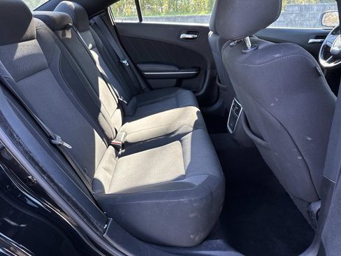 Used 2022 Dodge Charger SXT image 25