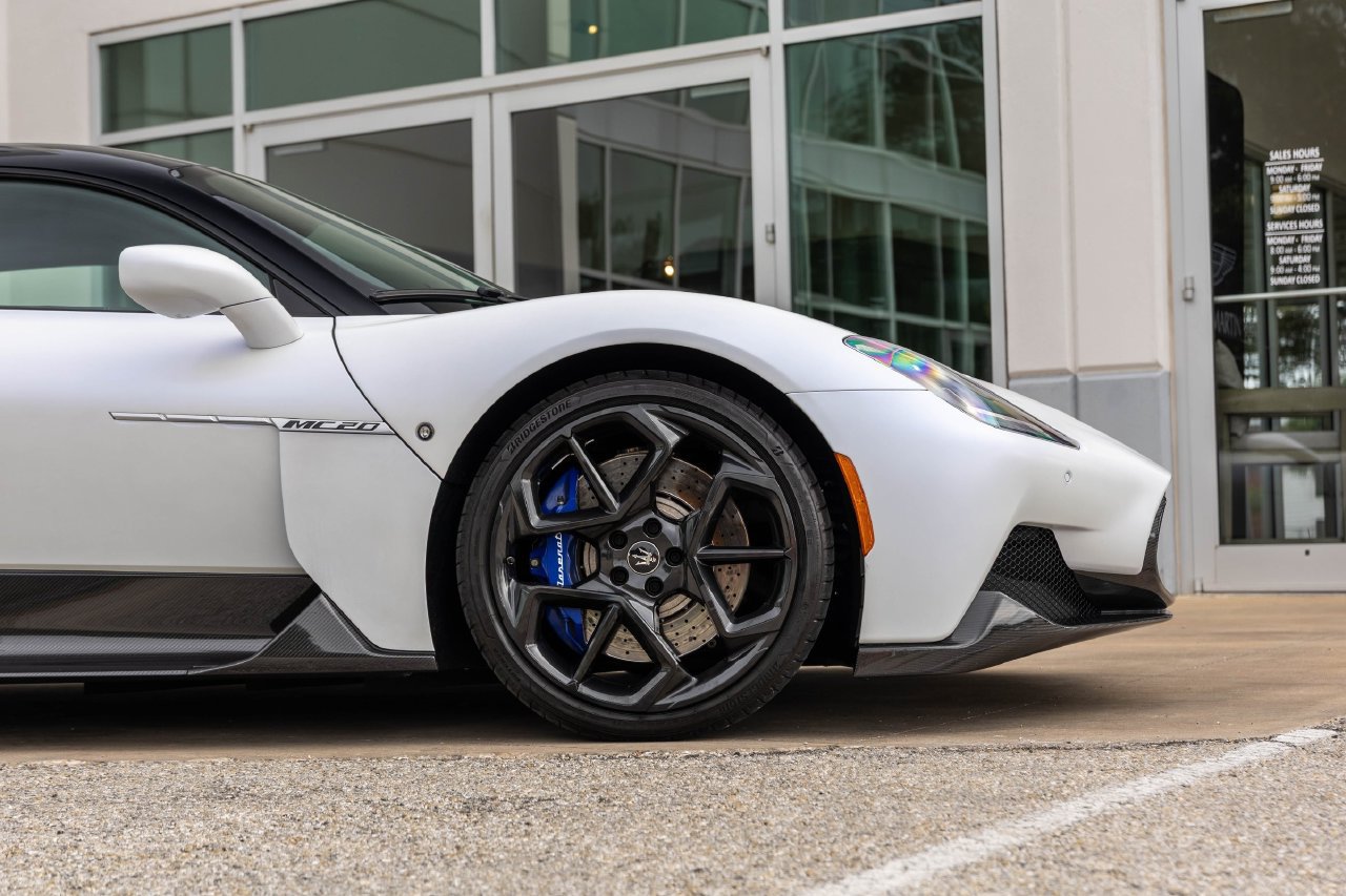 Used 2022 Maserati MC20 Coupe RWD image 7