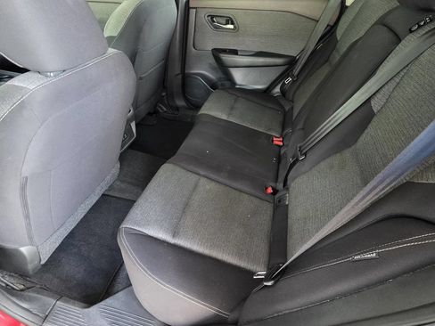 Used 2023 Nissan Rogue SV FWD image 7