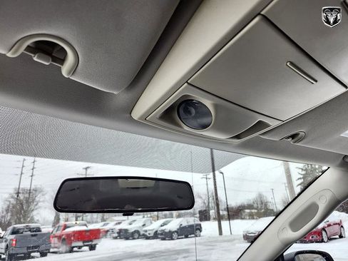 Used 2009 Dodge Grand Caravan SE image 17