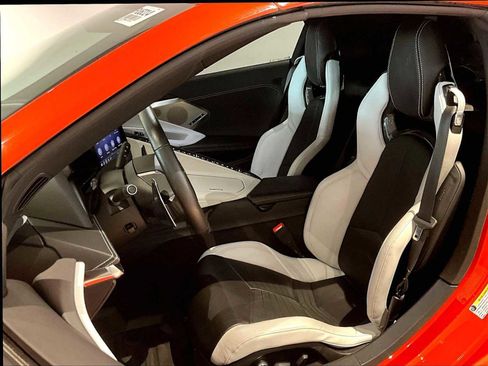 Used 2020 Chevrolet Corvette Stingray Preferred Cpe w/ 2LT Preferred Equipment Group image 8