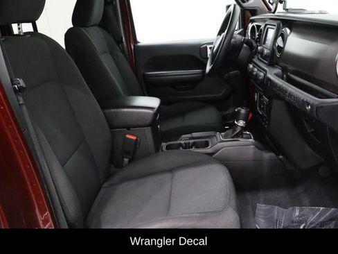 Used 2021 Jeep Wrangler Unlimited Sport AWD/4WD image 12