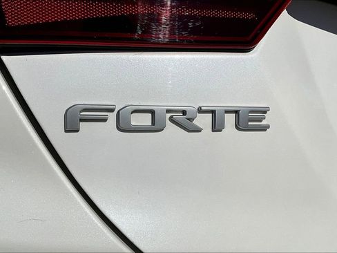 Used 2024 Kia Forte LXS w/ LXS Technology Package image 33