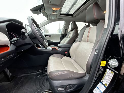 Used 2019 Toyota RAV4 Adventure image 16