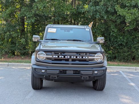 Certified 2025 Ford Bronco Outer Banks AWD/4WD image 7