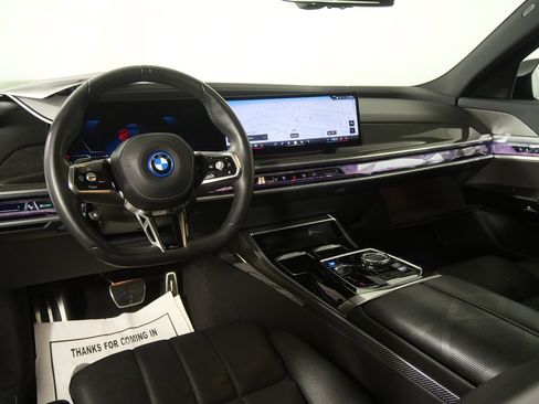 Certified 2023 BMW i7 xDrive60 image 16