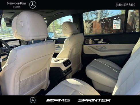 New 2026 Mercedes-Benz GLS 580 4MATIC image 18