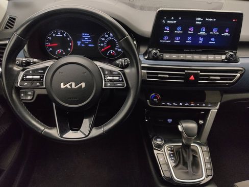 Used 2022 Kia Seltos S AWD/4WD image 22