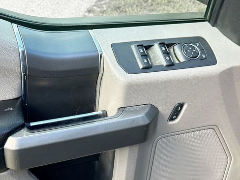 Used 2018 Ford F150 XLT w/ Equipment Group 301A Mid image 19