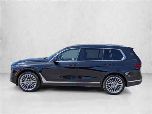 Used 2023 BMW X7 xDrive40i w/ Premium Package AWD/4WD image 9