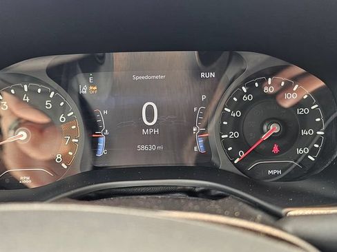 Used 2024 Jeep Compass Latitude AWD/4WD image 16