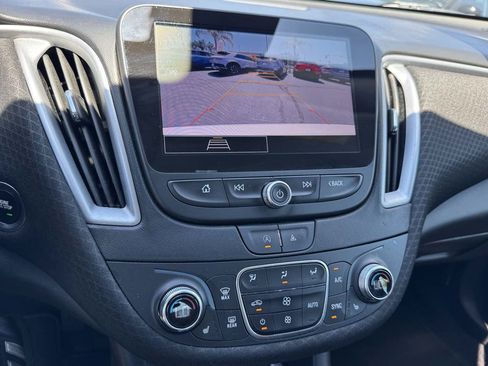 Used 2023 Chevrolet Malibu LT FWD image 32