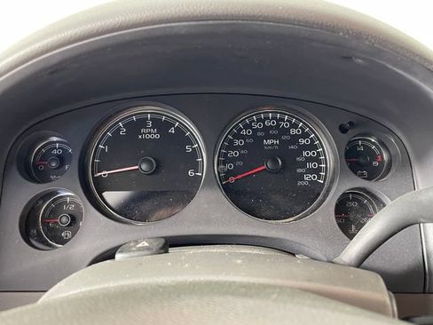 Used 2007 Chevrolet Suburban LTZ w/ LTZ Preferred Equipment Group AWD/4WD image 5