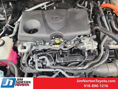 Used 2023 Toyota Venza Limited image 34